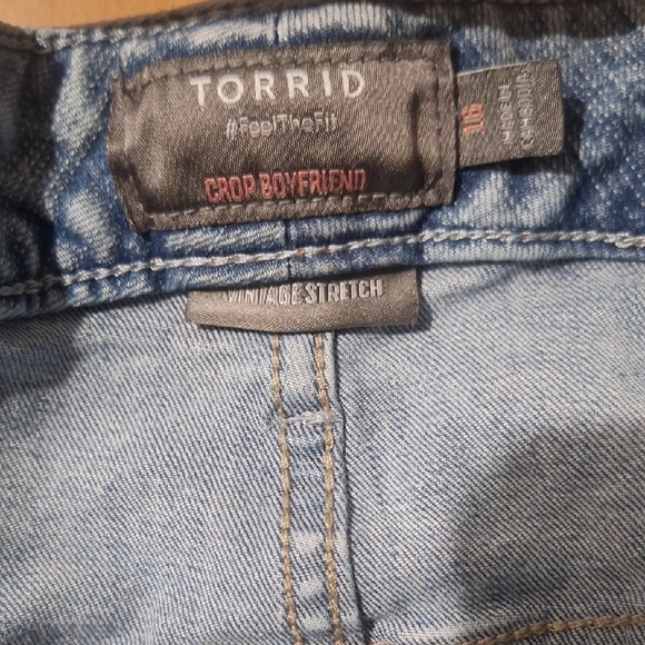 Torrid Blue Ankle Cropped Jeans - Picture 2 of 3